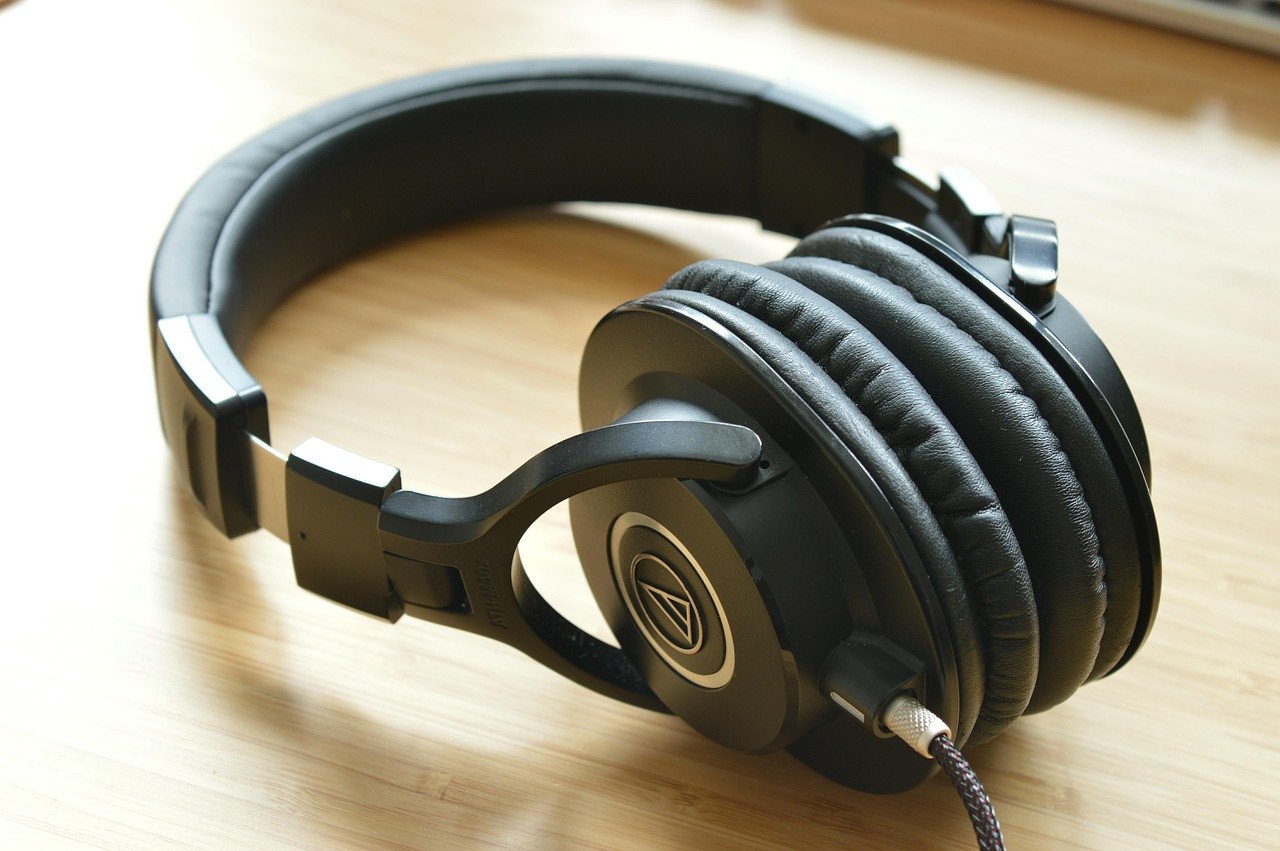 Deluxe Headphones
