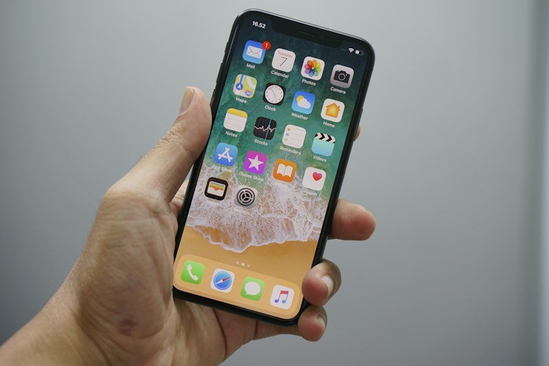 Modern iPhone