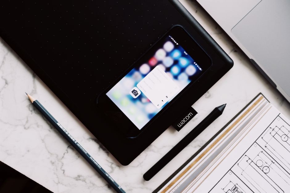 Modern Cellphones & Tablets