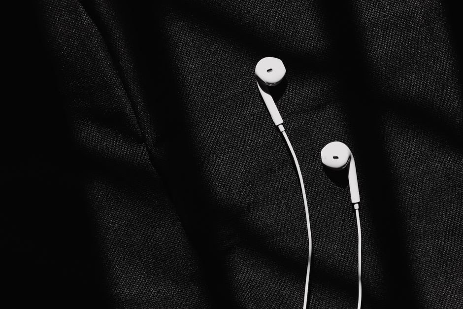 Elegant Wired Earphones