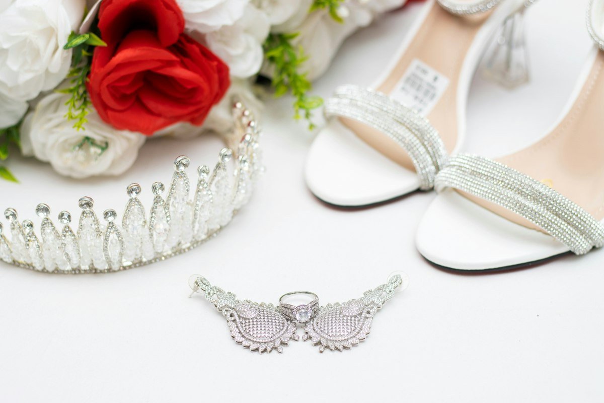 Deluxe Wedding Accessories
