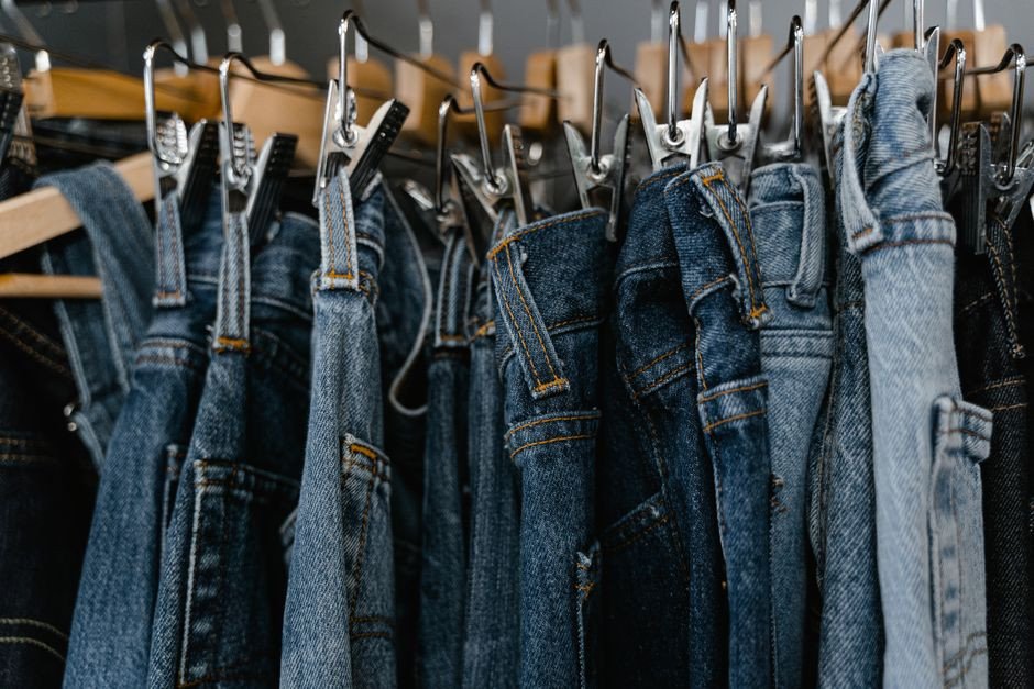 Modern Pants & Jeans