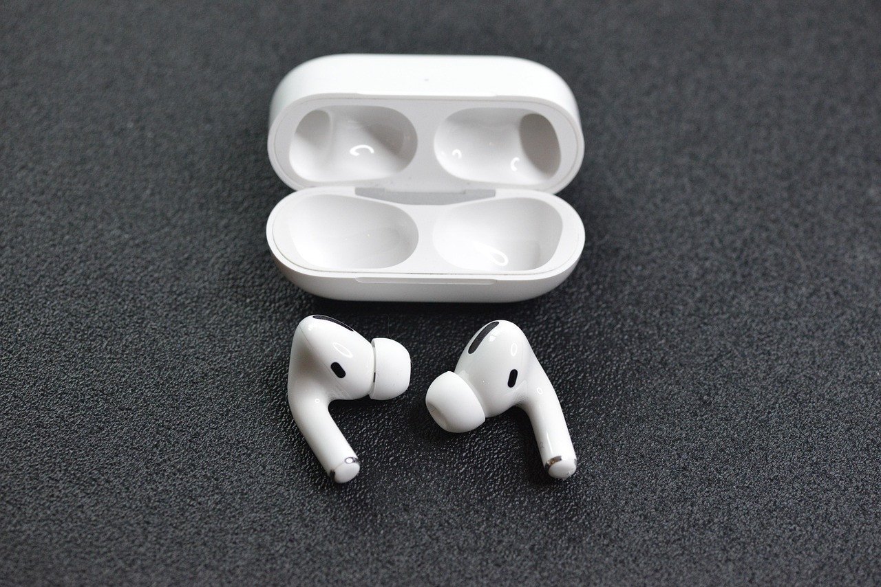 Modern Bluetooth Earbuds
