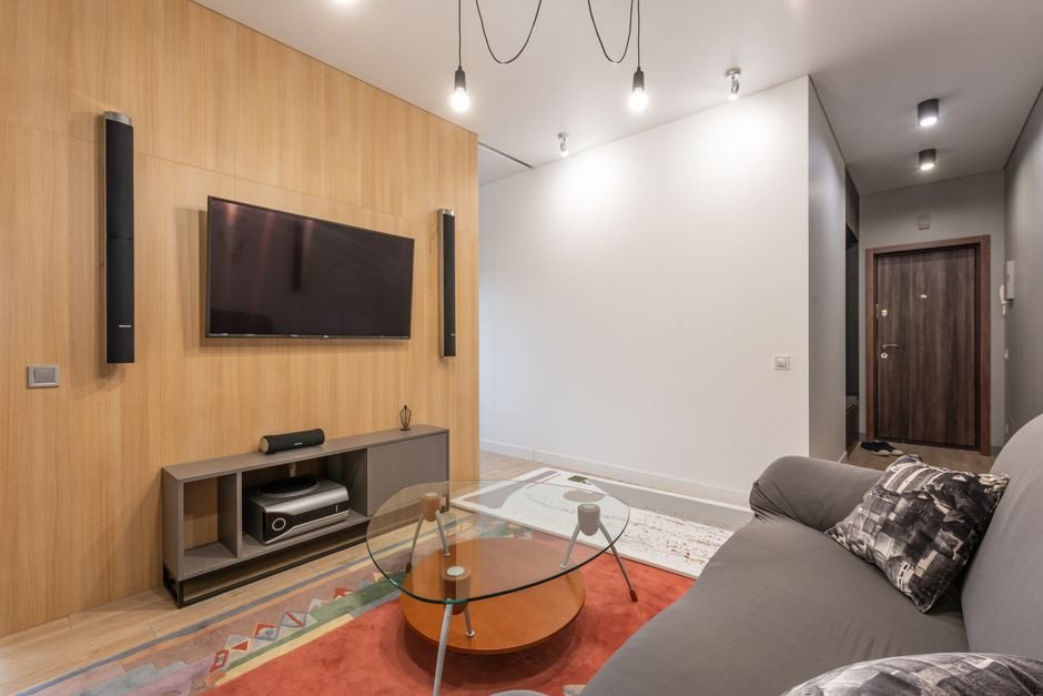 Modern TV & Audio