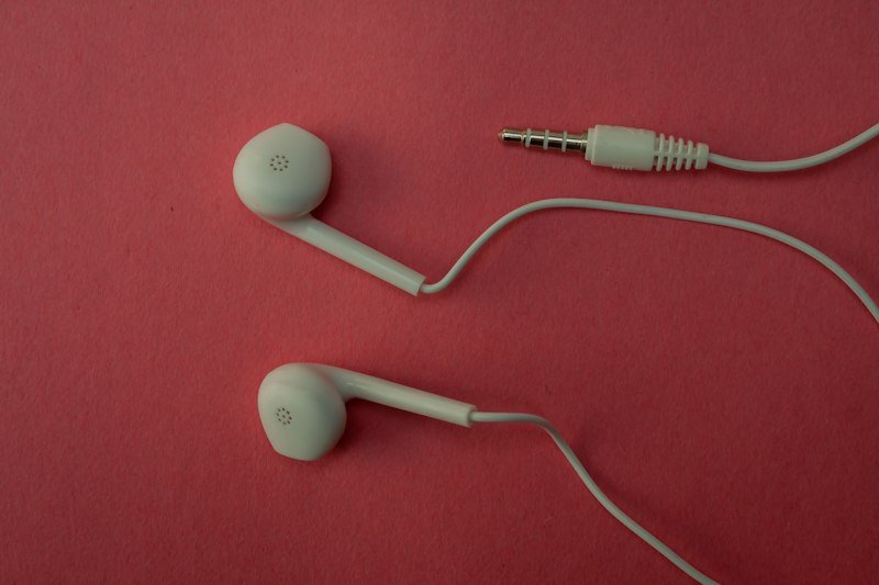 Deluxe Wired Earphones