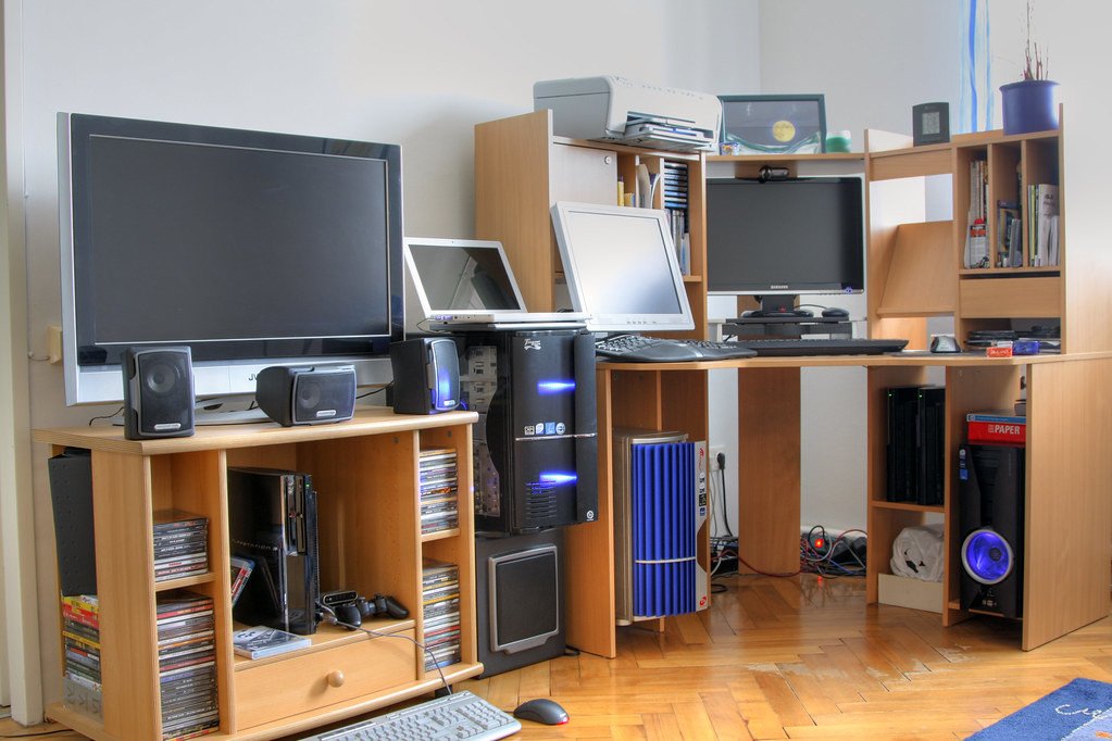 Premium All-in-One PCs